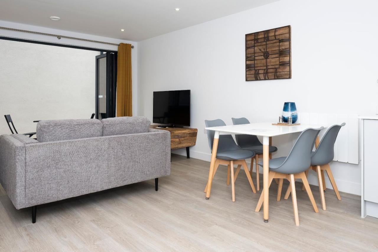 2 Putsborough - Luxury Apartment At Byron Woolacombe, Only 4 Minute Walk To Woolacombe Beach! Екстер'єр фото