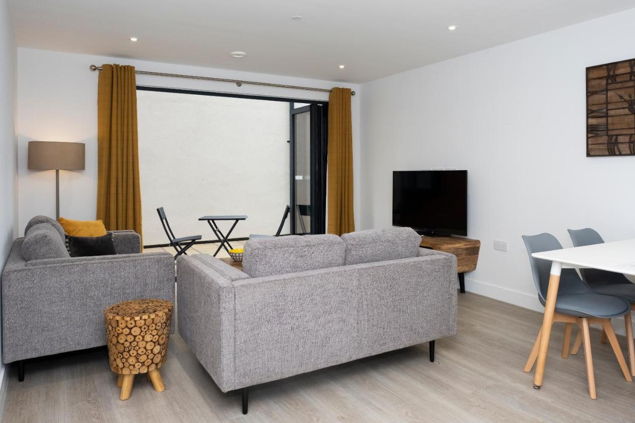 2 Putsborough - Luxury Apartment At Byron Woolacombe, Only 4 Minute Walk To Woolacombe Beach! Екстер'єр фото