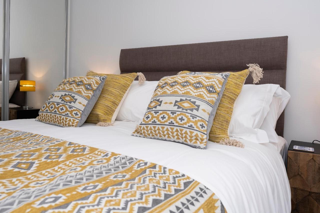 2 Putsborough - Luxury Apartment At Byron Woolacombe, Only 4 Minute Walk To Woolacombe Beach! Екстер'єр фото